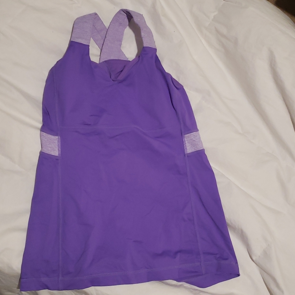 Lululemon top